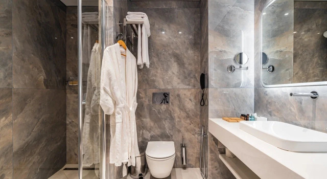 Двухместный номер Стандарт Комфорт с балконом и с видом на море Отель Luciano Hotel & Spa Sochi