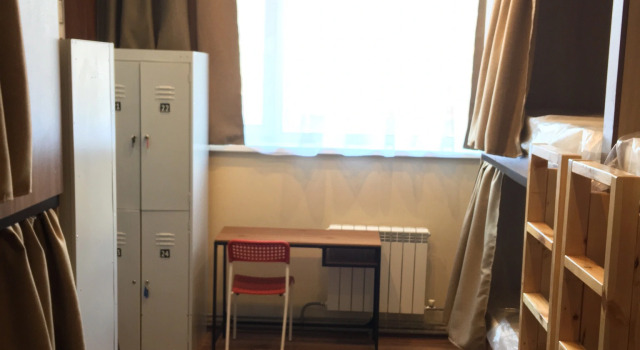 Кровать в общем номере Отель Loft Ptz