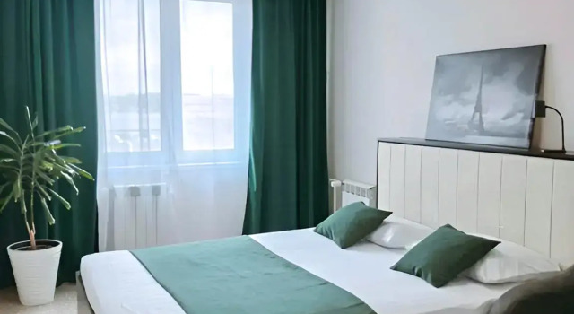 Uyutnaya Dvukhkomnatnaya Flat, Prenota Appartamento Hotel a Tatarstan con parcheggio, Parcheggio