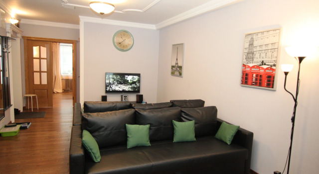 TVST - Belorusskaya Lesnaya Apartments, Prenota Appartamento Appartamenti a Mosca, vicino a Stazione metro Mendeleevskaja, Appartamento
