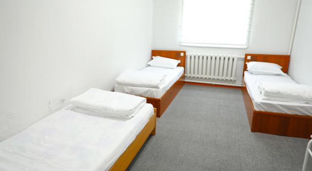 Lit en dortoir (dortoir masculin) Yassi Hostel