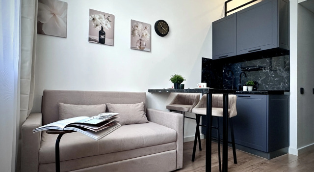 Uyutnaya Studiya S Yevroremontom Apartments, Reservar Apartamento Hotéis baratos em Moscou