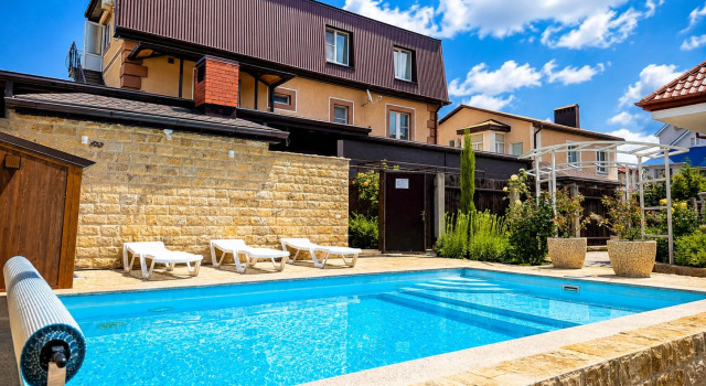 146 3kh Etazhnyy pod Klyuch s Basseynom i Barbekyu Private House, Reserva ahora Casa o chalet Gelendzhik Gelendzhik Coast