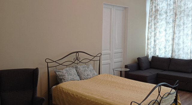 Living Quarters 3 na Liteynom, Book Hotel Tsentralny district Sankt Petersborg