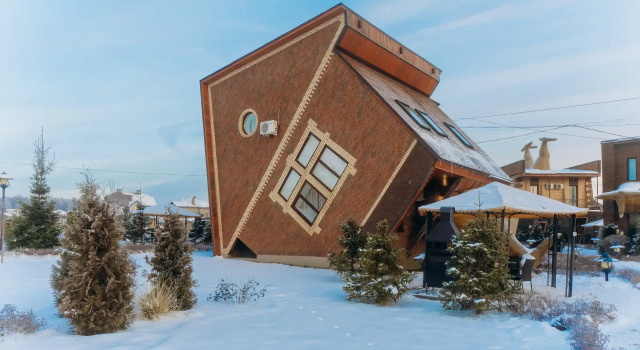Дом Перевертыш (первый этаж целиком) Отель Загородный клуб Лачи