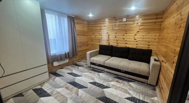Na Vakhtinskoy 70v Flat, Prenota Appartamento Hotel a Repubblica dell'Altaj con parcheggio, Parcheggio