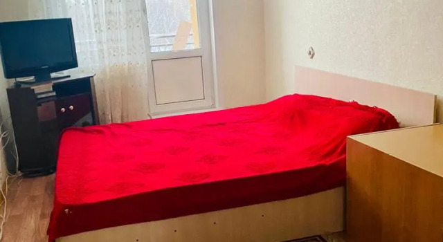 Семейные апартаменты с 3 комнатами с балконом и с красивым видом из окна Апартаменты Полбина 24