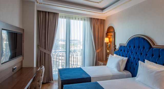 Superior Twin room Bvs Bosphorus Pera Hotel