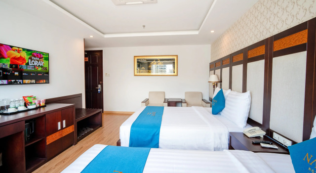 Двухместный номер Deluxe с балконом и с видом на город Galliot Hotel Nha Trang