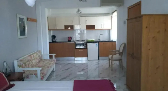 Трёхместный номер Economy с балконом и с красивым видом из окна Вилла Askamnia Resort