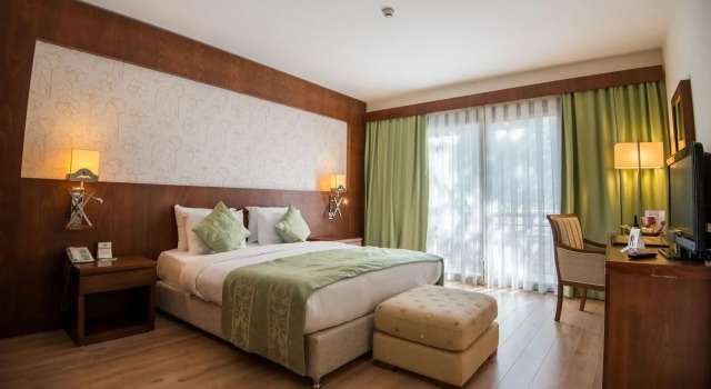 Двухместный номер Standard с красивым видом из окна Отель Korineum Golf & Beach Resort
