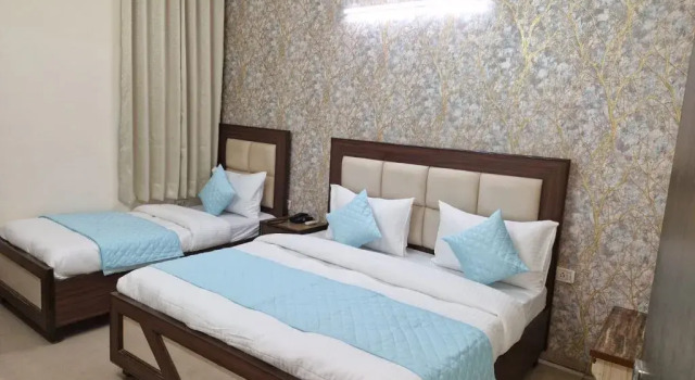 Трёхместный номер Superior Отель Airport Mayank Residency