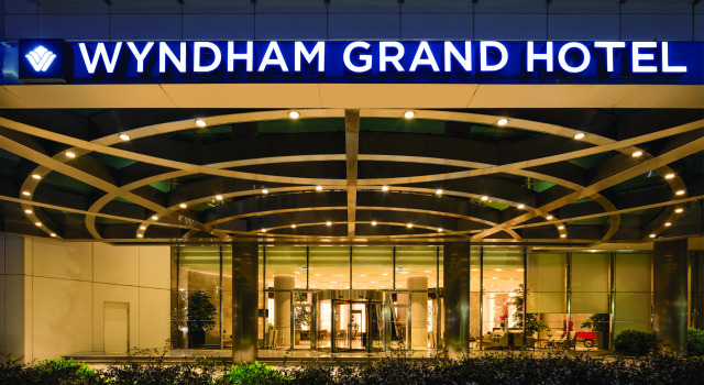 Wyndham Istanbul Petek, Boek Hotel Bagcilar 