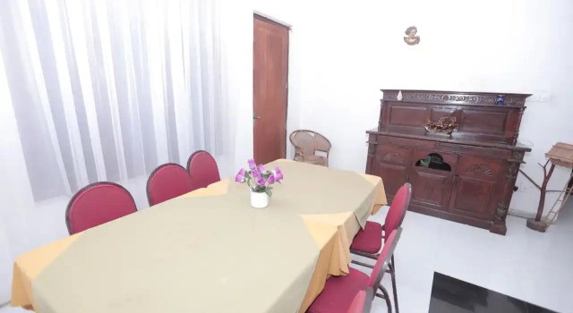 Вилла Yoho River Edge Homestay Bungalow