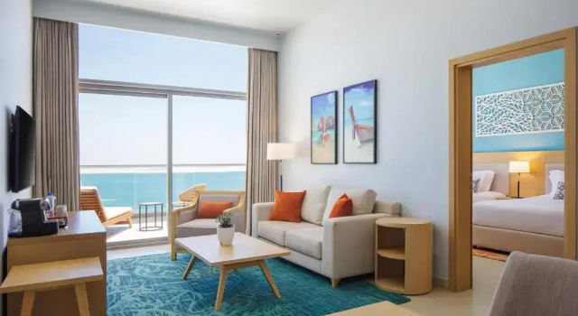 Курортный отель Centara Mirage Beach Resort Dubai