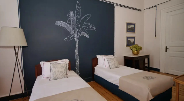 Четырёхместный номер Comfort Отель Buyukada Splendid Palace