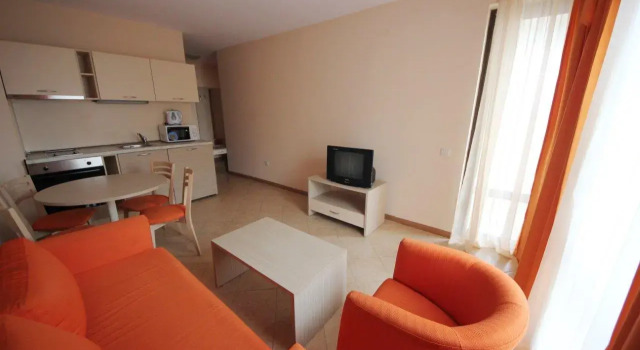 Апартаменты c 1 комнатой с балконом Апарт-отель Menada Royal Sun