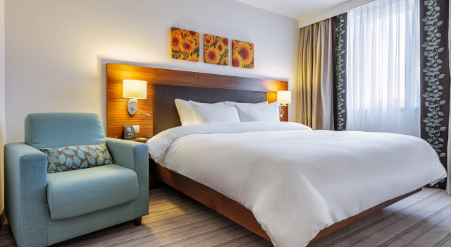 Двухместный номер Улучшенный Hilton Garden Inn Краснодар