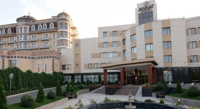 Jannat Regency, Prenota Hotel Hotel a Biškek con piscina, Piscina