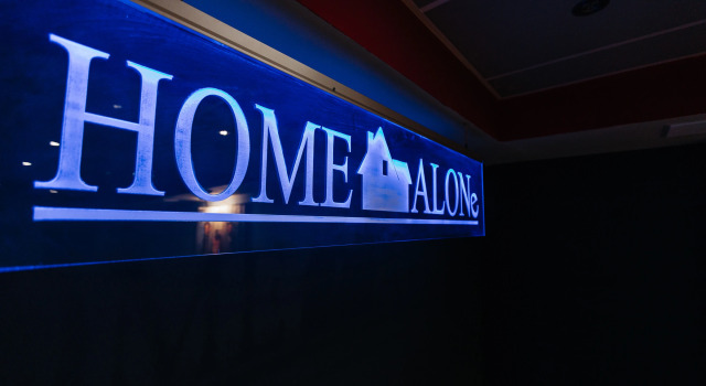 Апартаменты Апартаменты Home Alone Лофт для Вечеринок
