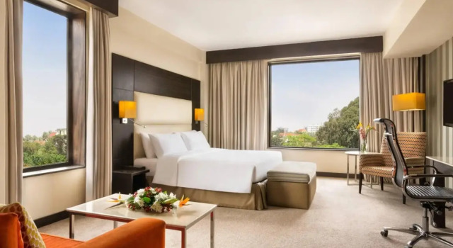 Номер Deluxe Отель Four Points By Sheraton Nairobi Hurlingham