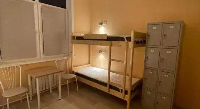 Кровать в общем номере (мужской номер) Хостел Sweet Home