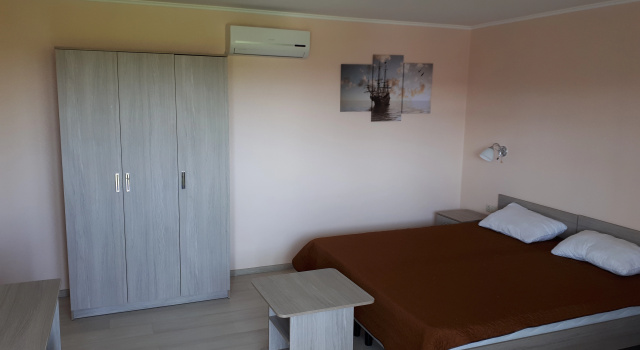 Номер Comfort с 2 комнатами с красивым видом из окна Guest House on Aivazovskogo 38