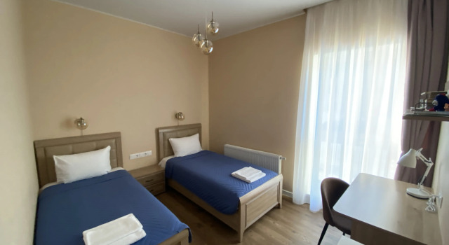 Zhk Tets Na Velikoy Apartments 1, Rezerwuj Apartament Hotele w Obwód pskowski z parkingiem, Parking