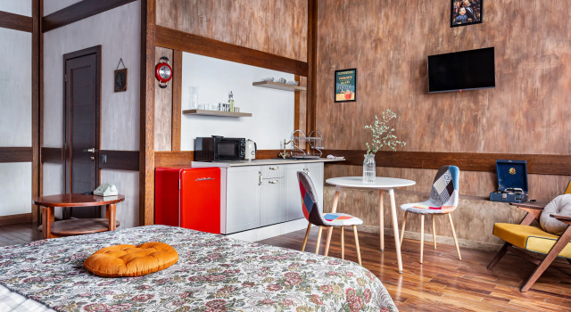 USSR style Doppel Apartment Smart Kantemirovski Hotel