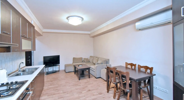 2-K, Ulitsa Yeznika Kokhbatsi, Ko110 Flat, Prenota Appartamento Erevan Armenia