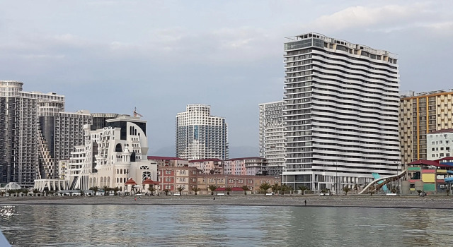 Family Apartments, Book Apartment Batumi 