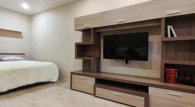 Odnokomnatnaya V Tsentre Goroda Flat, Book Apartment Hotels in Kirov Region with Parking, Parking