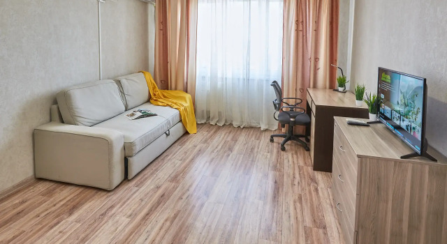 Квартира с Балконом на Артюшкова 27