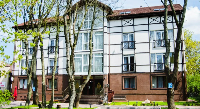 Отель Геркулес