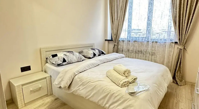 Perte House on Anastas Mikoyan 64/5 Apartments, Prenota Appartamento Hotel a Erevan con parcheggio, Parcheggio