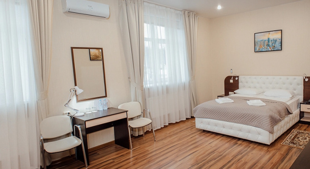 Полулюкс Отель Brothershotel.ru