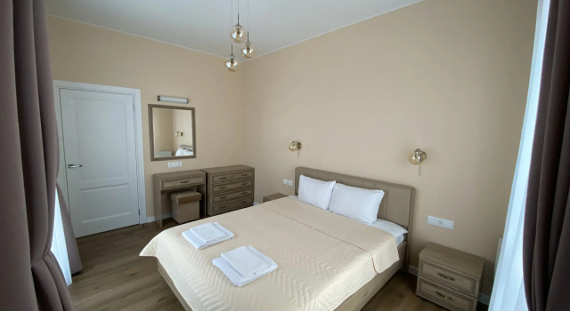 Zhk Tets Na Velikoy Apartments 1, Rezerwuj Apartament Hotele w Obwód pskowski z parkingiem, Parking