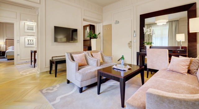 Люкс Отель Aleksander Medical & SPA