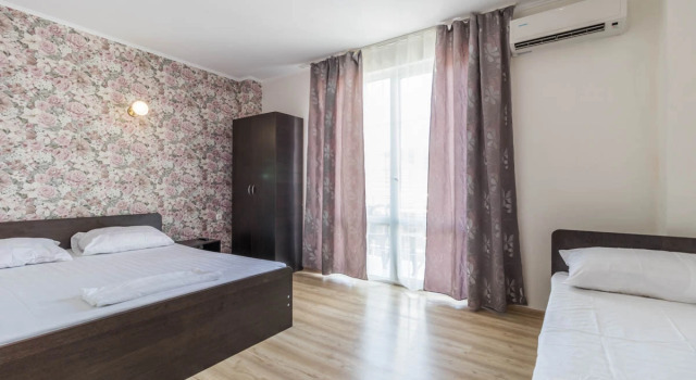Трёхместный номер Comfort с балконом Гостевой дом Лагуна