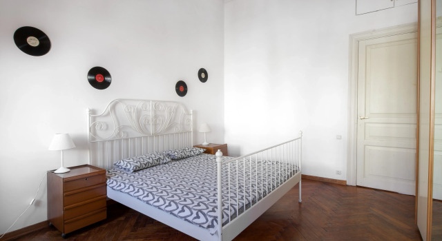 Svetlaya Prostornaya  3 Komnatnaya v Serdtse Goroda Flat, Rezervovat Apartmán Tsentralny district Petrohrad, poblíž Marble Palace