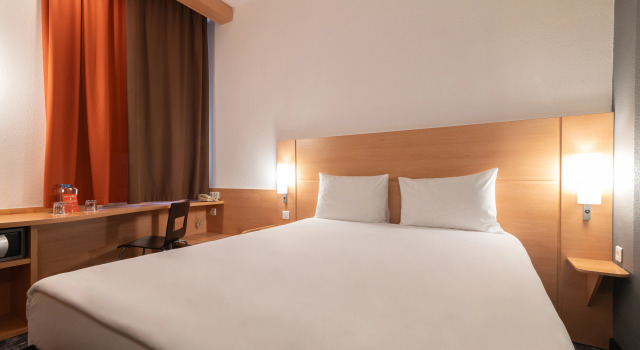 Standard Doppel Zimmer mit Stadtblick Ibis Astana