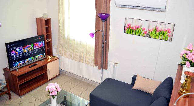 Lorabel Apartment House, Book Lejlighed Hoteller i Western Transdanubia med parkering, Parkering