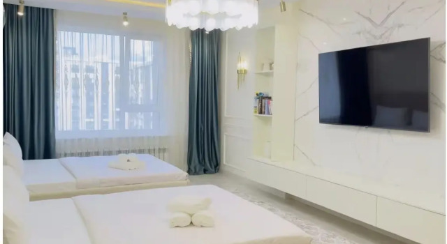 V ZhK 4YOU Snezhinka 3 Komnatnie Apartments, Prenota Appartamento Hotel a Almaty con parcheggio, Parcheggio