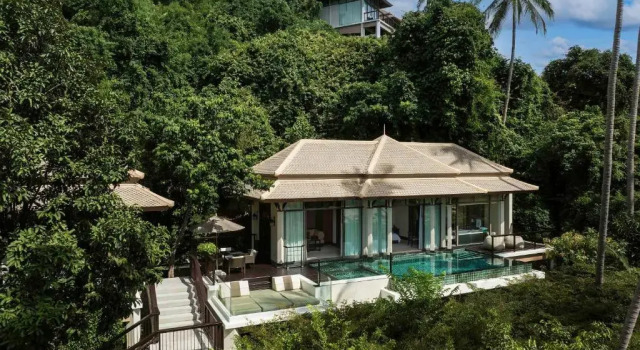 Семейная вилла с бассейном Deluxe с балконом и с видом на сад Banyan Tree Samui