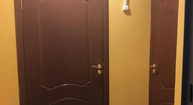 Hensi21 Mini-Hotel, Rezervovat Hotel Hotely v UVAO Area s parkováním, Parkování