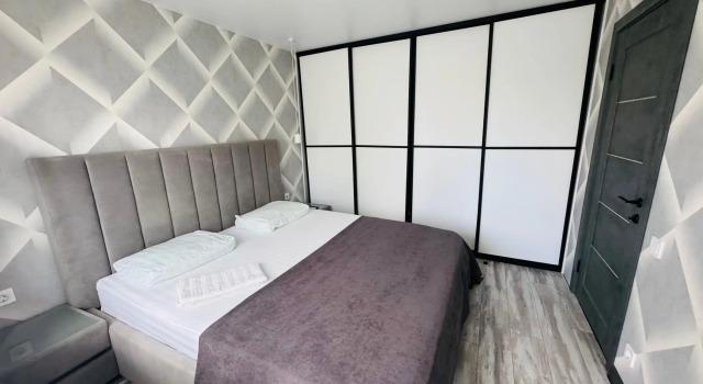 Uyutnaya V Tikhom Tsentre Flat, Prenota Appartamento Hotel a Tyumen Region con parcheggio, Parcheggio