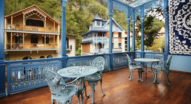Golden Tulip Borjomi