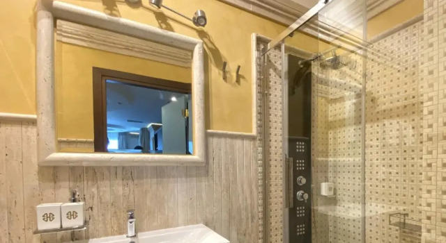 Superior Twin room BHB Hotel