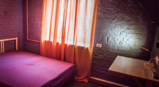 Меблированные Комнаты CPhotel, Забронировать Отель Недорогие отели Санкт-Петербурга, рядом с Александринский театр, недорого