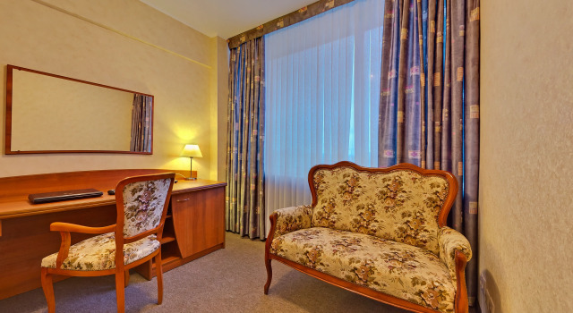 Standard Superior Twin room Aeropolis Hotel